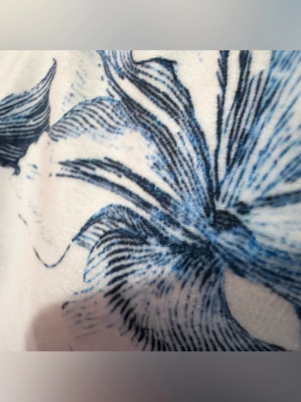 Soho Studio Decorative Throw Pillow 20” Boho Blossoms Floral Design Luxe Velvet‎